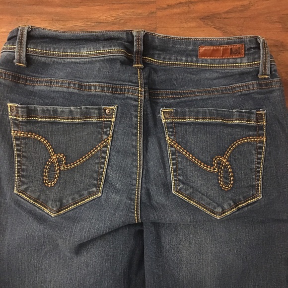 L.e.i Size 3r Women’s Denim Jeans - Picture 4 of 5